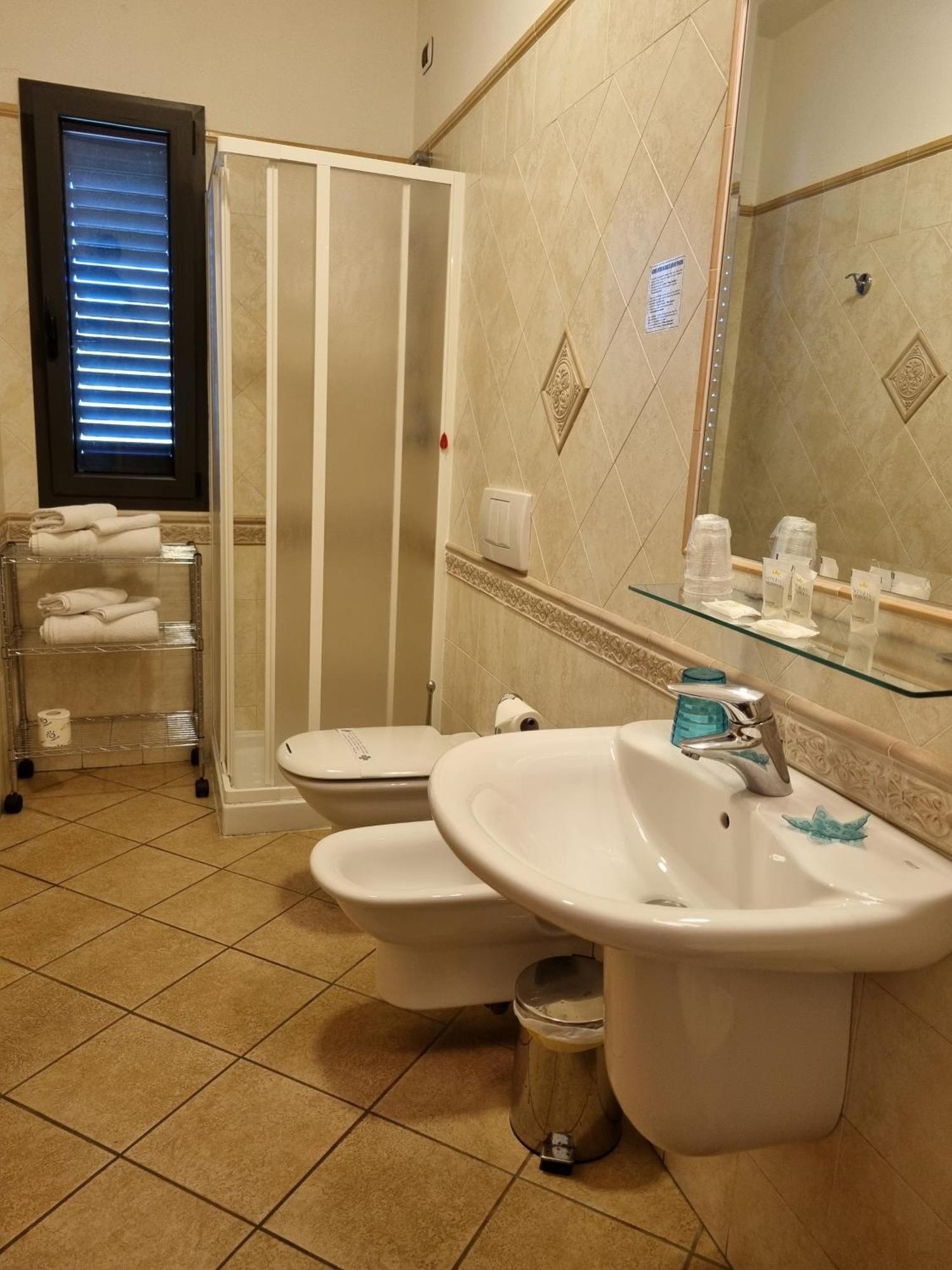 Hotel Delle Isole La Maddalena  Eksteriør bilde
